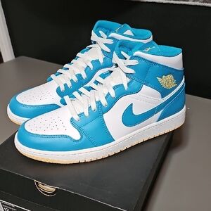 Nike Teal and White High-Top Sneakers